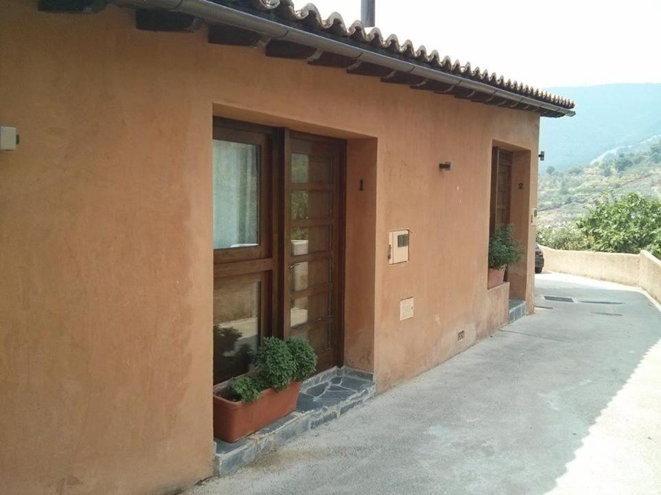 Apartamentos Luna Menguante 로블딜로드가타 외부 사진